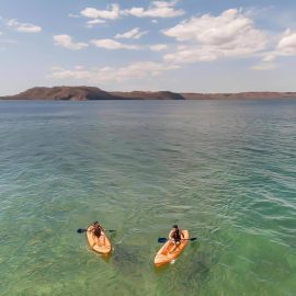 costa rica-ocidental-papagayo-beach-kayaking-guanacaste
